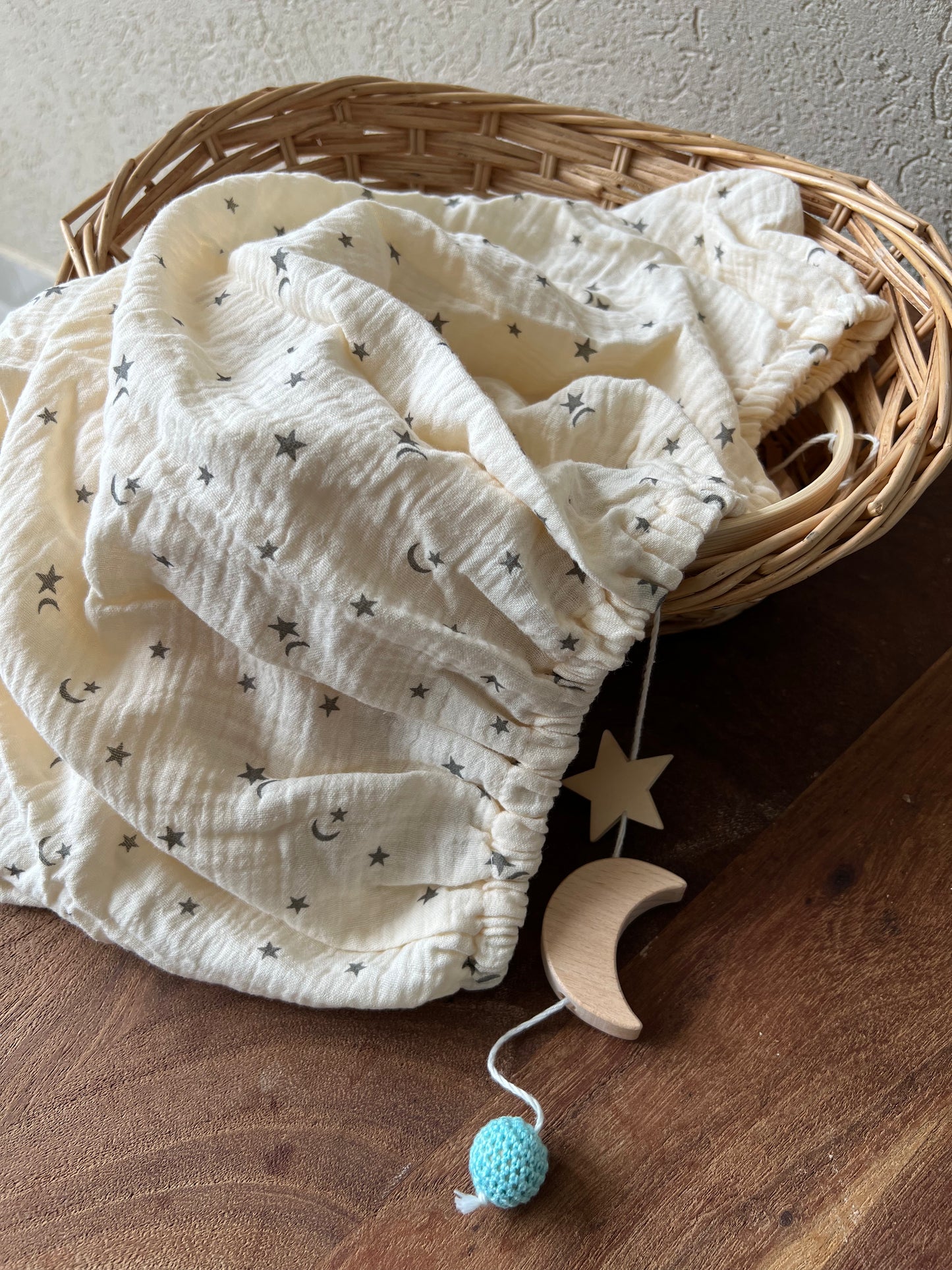 Baby Bassinet Fitted Sheet ( 41 x 82 cm )