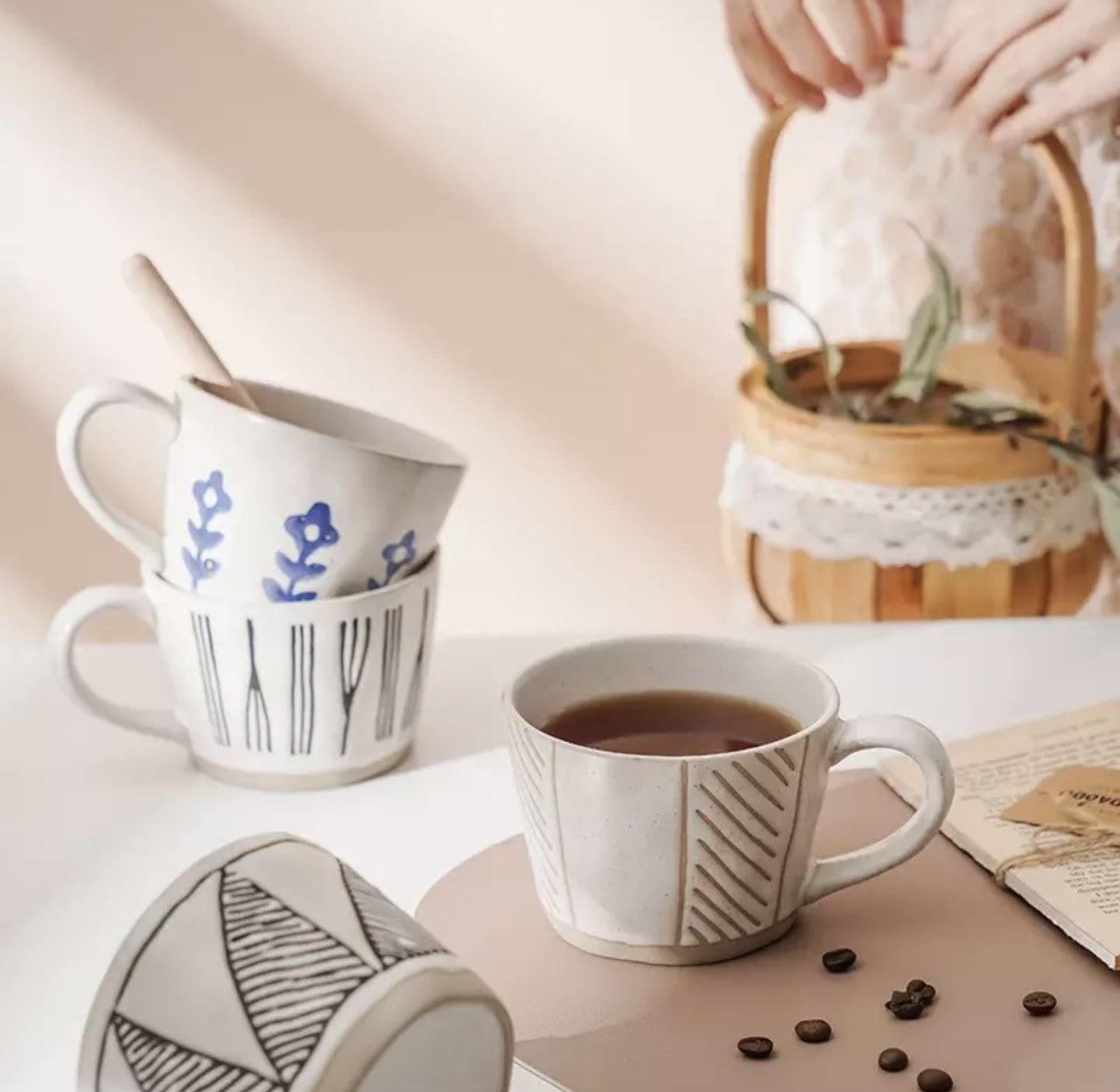 Qeunrtiy Creative Ceramic Mug Cute Coffee Cup Nordic Home Decor